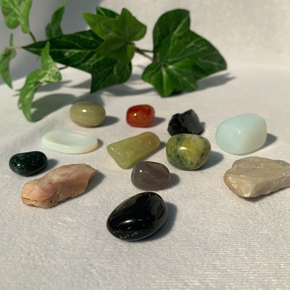 12pc Healing Natural Stones Bundle - Picture 2 of 9